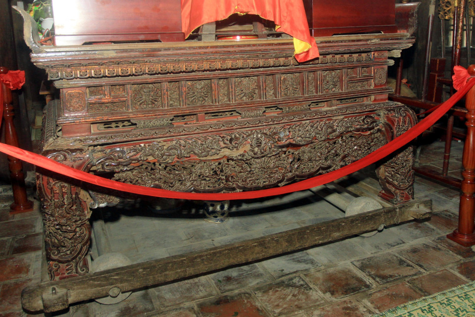 Hương án chùa Keo. (Ảnh: Thế Duyệt/TTXVN)