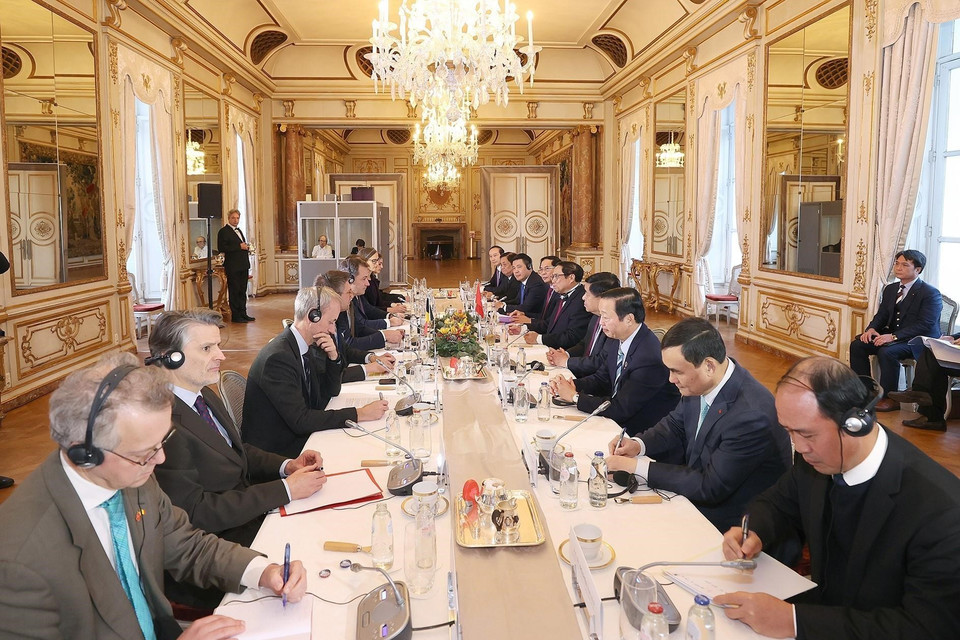 Thủ tướng Chính phủ Phạm Minh Chính và Thủ tướng Vương quốc Bỉ Alexander De Croo hội đàm. (Ảnh: Dương Giang/TTXVN)