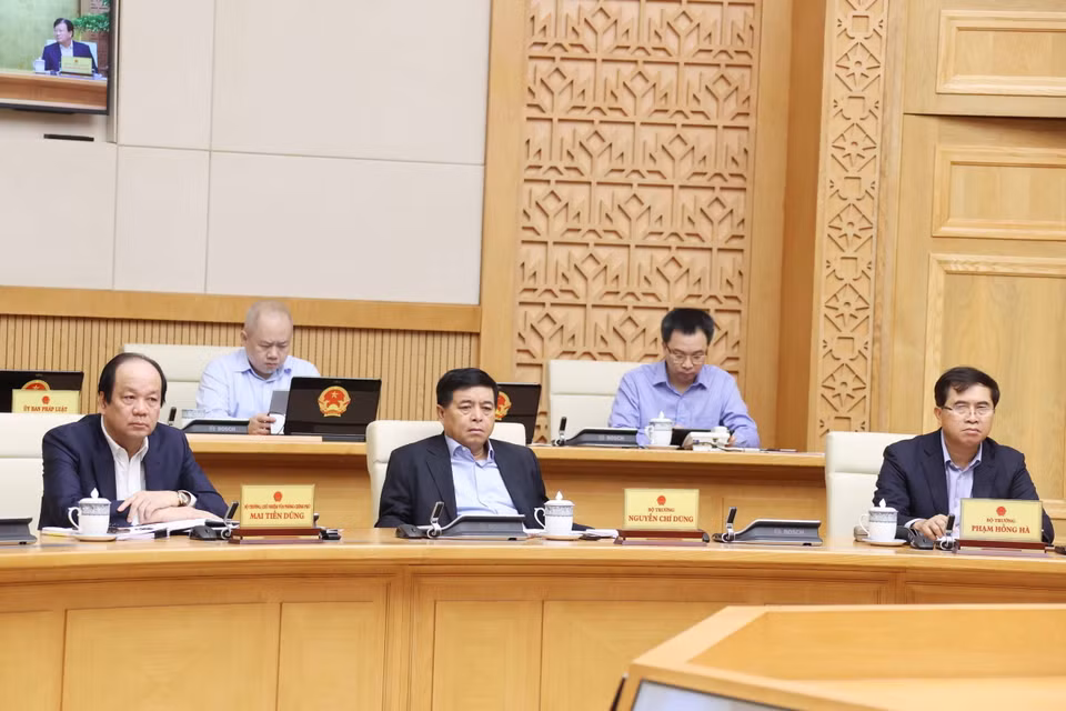 Các thành viên Chính phủ dự họp. (Ảnh: Thống Nhất/TTXVN)