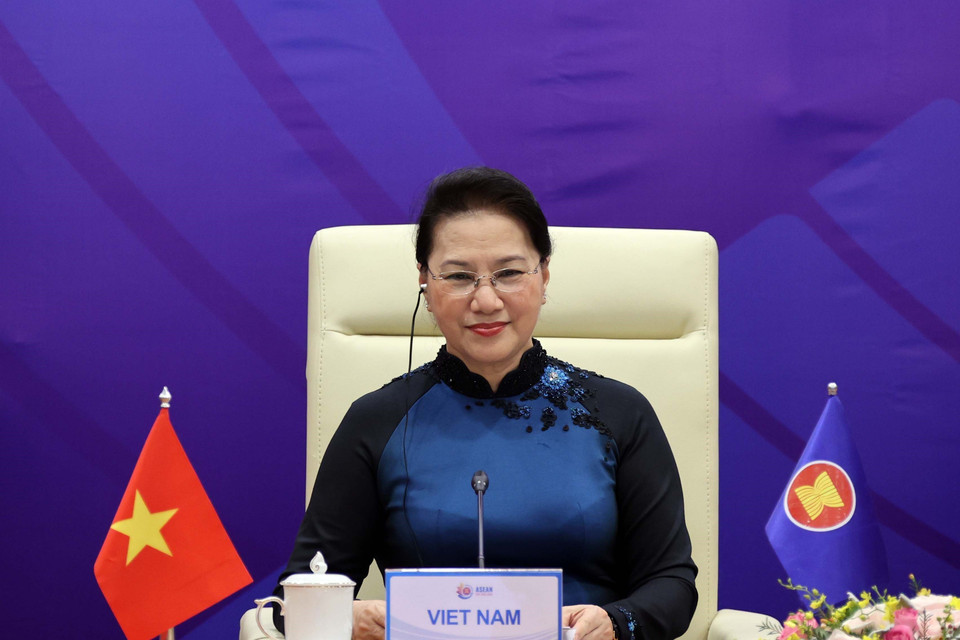 Chủ tịch Quốc hội Nguyễn Thị Kim Ngân, đại diện lãnh đạo nữ Việt Nam tham dự và phát biểu tại hội nghị. (Ảnh: Thống Nhất/TTXVN)