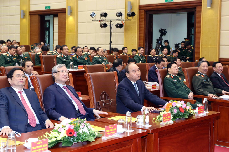 Thủ tướng Nguyễn Xuân Phúc và các lãnh đạo cấp cao của Đảng, Nhà nước, quân đội tham dự Lễ kỷ niệm. (Ảnh: Thống Nhất/TTXVN)