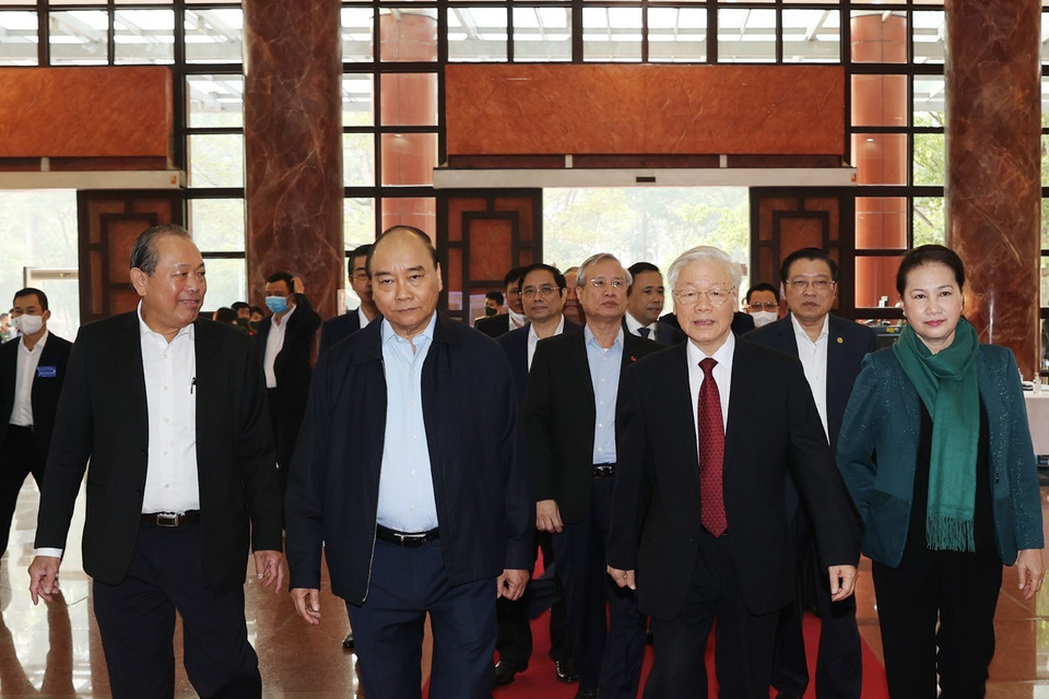 Tổng Bí thư, Chủ tịch nước Nguyễn Phú Trọng, Thủ tướng Nguyễn Xuân Phúc, Chủ tịch Quốc hội Nguyễn Thị Kim Ngân đến dự Hội nghị. (Ảnh: Trí Dũng/TTXVN)