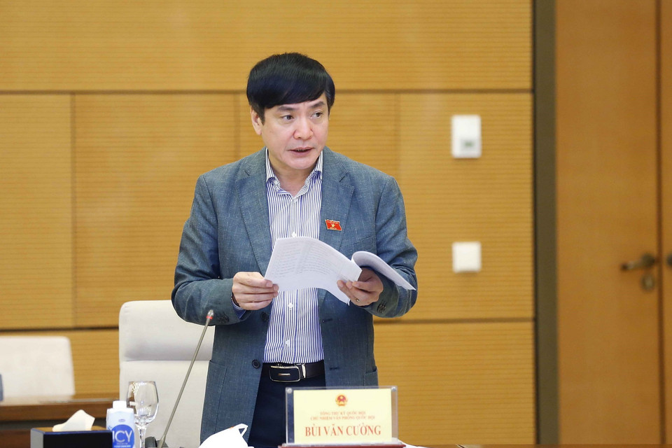Tổng thư ký Quốc hội, Chủ nhiệm Văn phòng Quốc hội Bùi Văn Cường phát biểu. (Ảnh: Doãn Tấn/TTXVN)