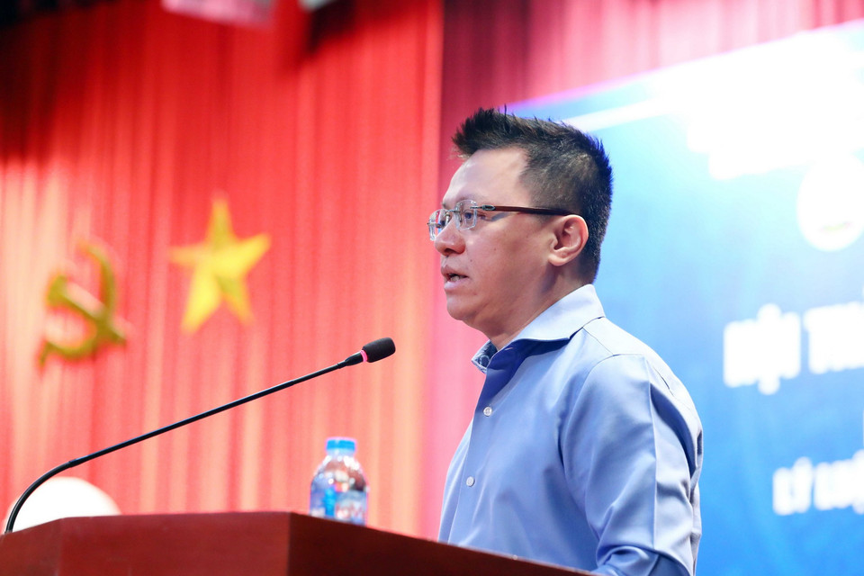 Ông Lê Quốc Minh, Ủy viên Trung ương Đảng, Phó Trưởng ban Tuyên giáo Trung ương, Tổng Biên tập Báo Nhân dân, phát biểu. (Ảnh: Phạm Kiên/TTXVN)