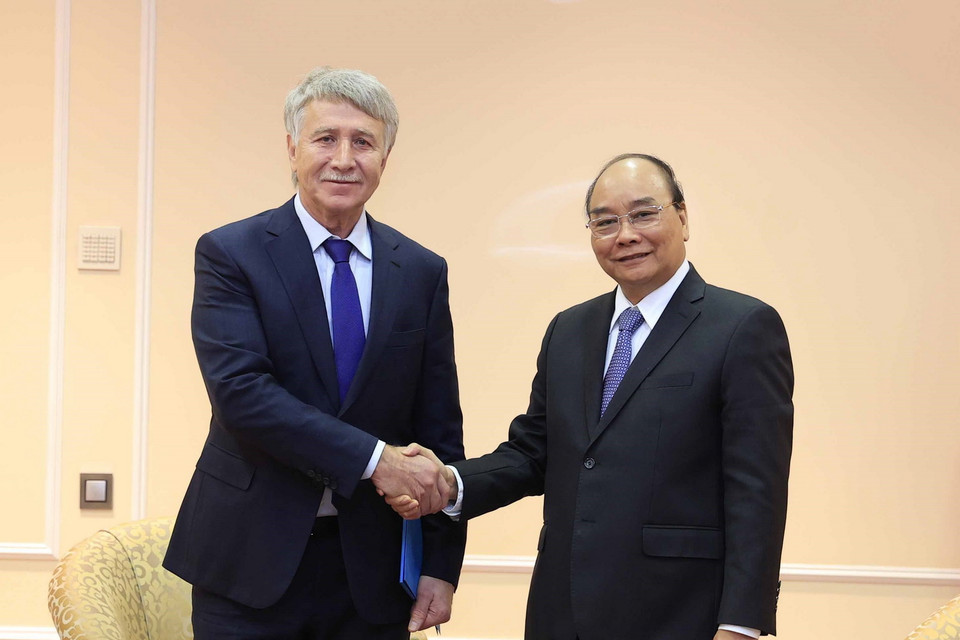 Chủ tịch nước Nguyễn Xuân Phúc tiếp Chủ tịch Tập đoàn Novatek Leonid Mikhelson. (Ảnh: Thống Nhất/TTXVN)