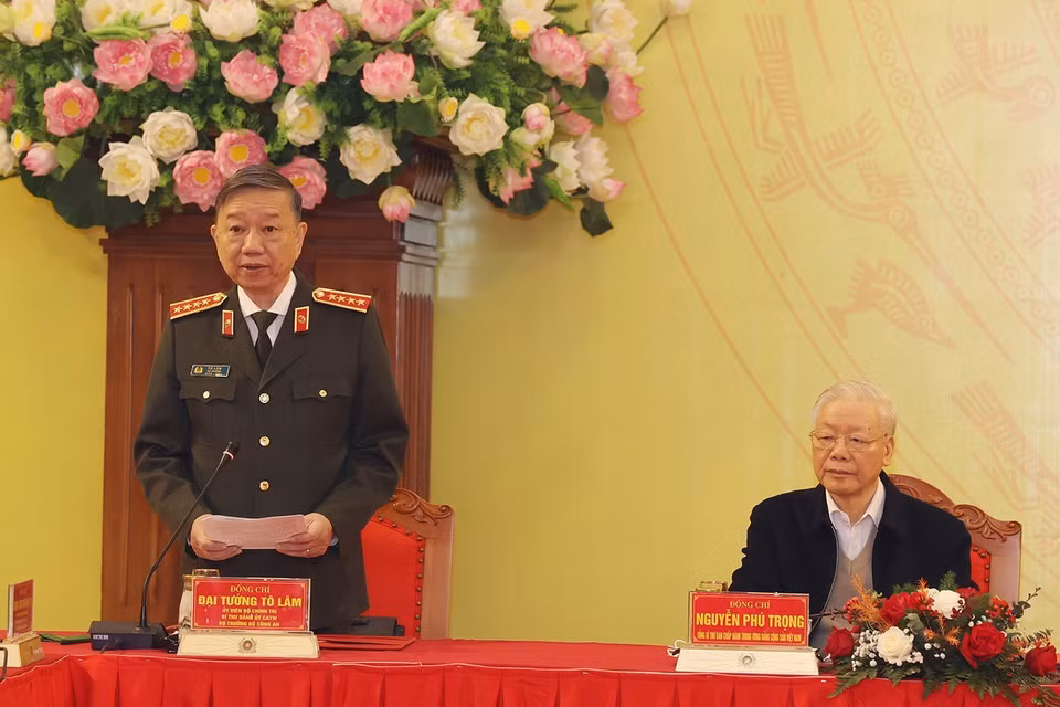 Sáng 21/12, Đại tướng Tô Lâm, Ủy viên Bộ Chính trị, Bí thư Đảng ủy Công an Trung ương, Bộ trưởng Bộ Công an phát biểu khai mạc Hội nghị Đảng ủy Công an Trung ương. (Ảnh: Trí Dũng/TTXVN)