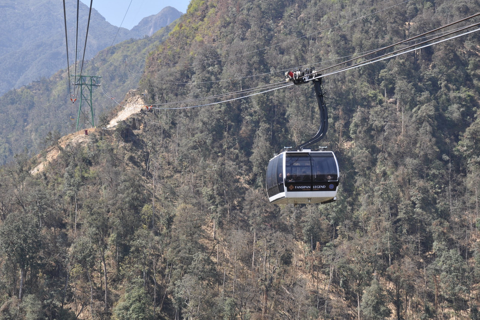 Tính đến ngày 2/3, hệ thống cáp treo Fansipan-Sapa đã vận hành được một tháng. (Ảnh: Hồng Ninh/TTXVN)