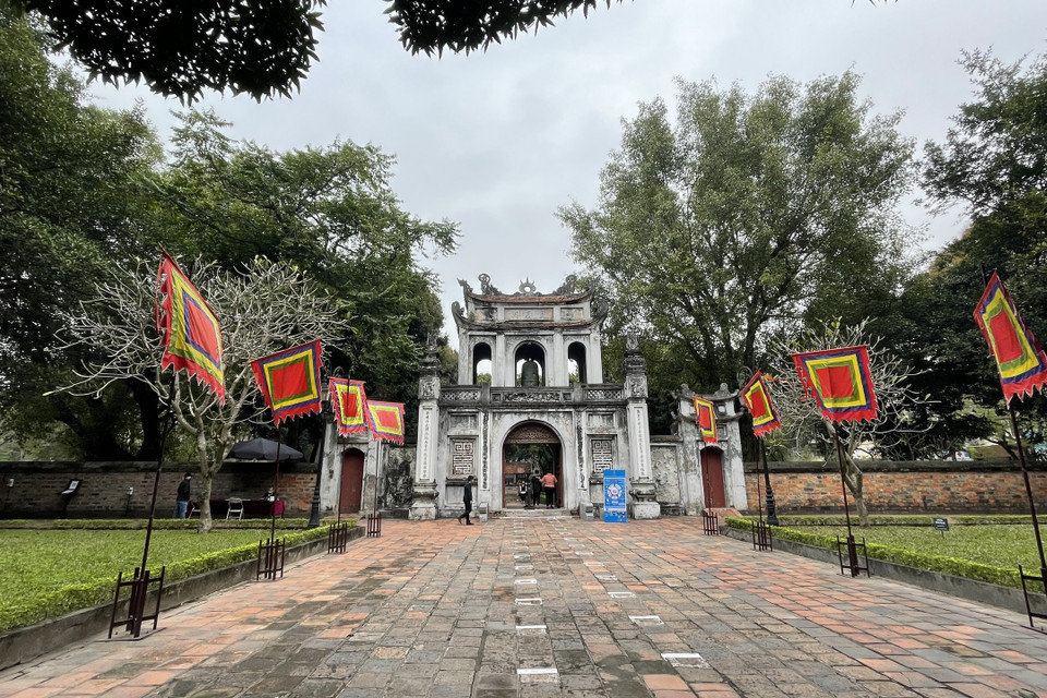 Ông Lê Xuân Kiêu, Giám đốc khu di tích, nhận xét nguyên nhân nằm ở việc diễn biến dịch còn nhiều phức tạp và chưa có khách quốc tế. (Ảnh: Minh Anh/Vietnam+)