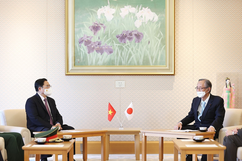Thủ tướng Phạm Minh Chính hội kiến Chủ tịch Hạ viện Nhật Bản Hosoda Hiroyuki. (Ảnh: Dương Giang/TTXVN)