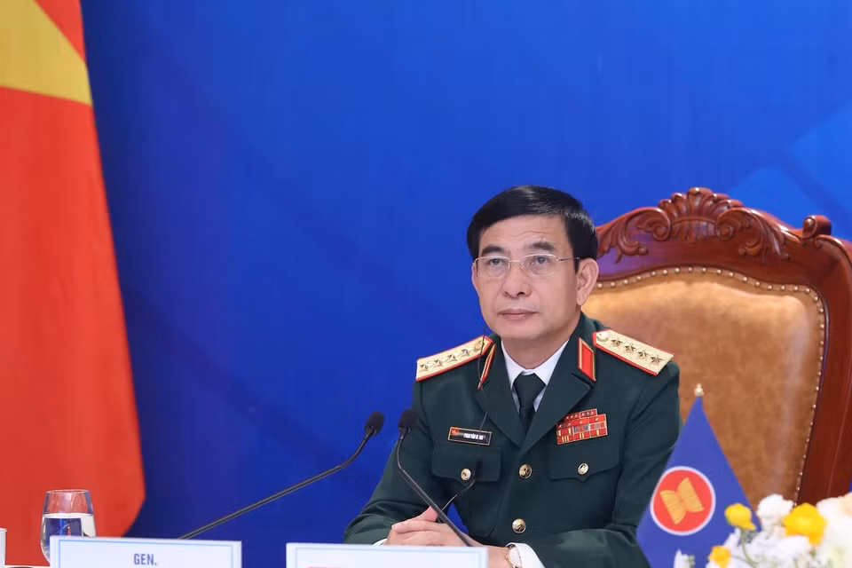 Đại tướng Phan Văn Giang, Bộ trưởng Bộ Quốc phòng Việt Nam, dự Hội nghị hẹp Bộ trưởng Quốc phòng các nước ASEAN (ADMM hẹp) theo hình thức trực tuyến. (Ảnh: Trọng Đức/TTXVN)