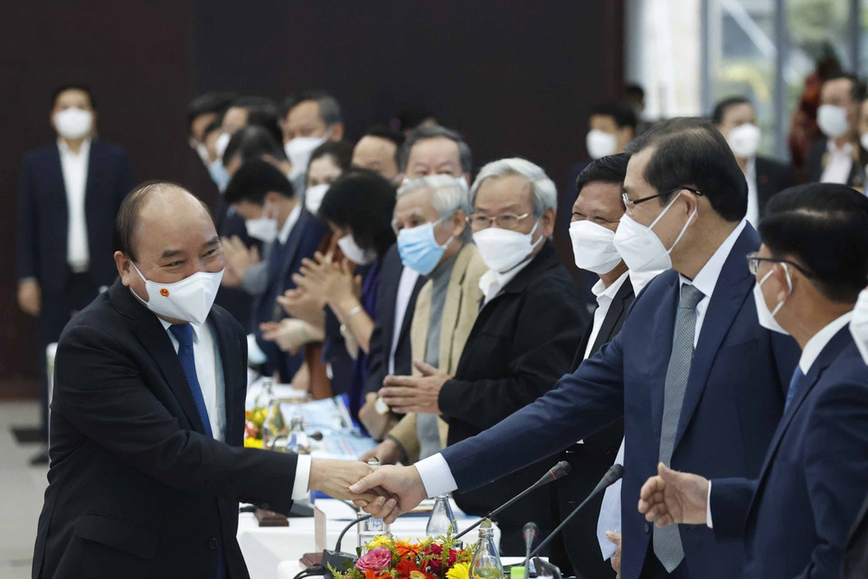  Tọa đàm 'Thành phố Đà Nẵng 25 năm: Thành tựu và Triển vọng' được tổ chức nhân kỷ niệm 25 năm thành phố Đà Nẵng trực thuộc Trung ương. (Ảnh: Thống Nhất/TTXVN)