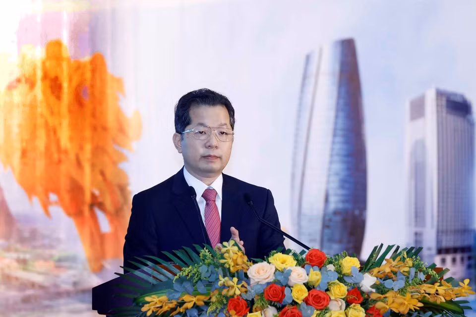 Bí thư Thành ủy Đà Nẵng Nguyễn Văn Quảng phát biểu khai mạc tọa đàm. (Ảnh: Thống Nhất/TTXVN)