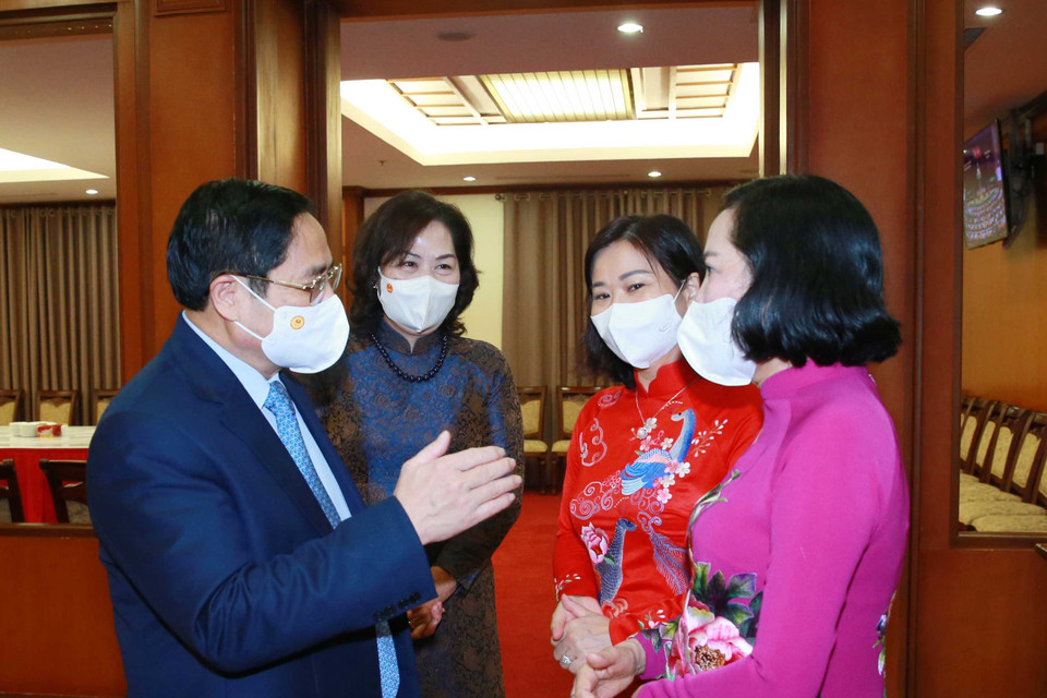 Thủ tướng Phạm Minh Chính với các đại biểu dự hội nghị. (Ảnh: Phương Hoa/TTXVN)