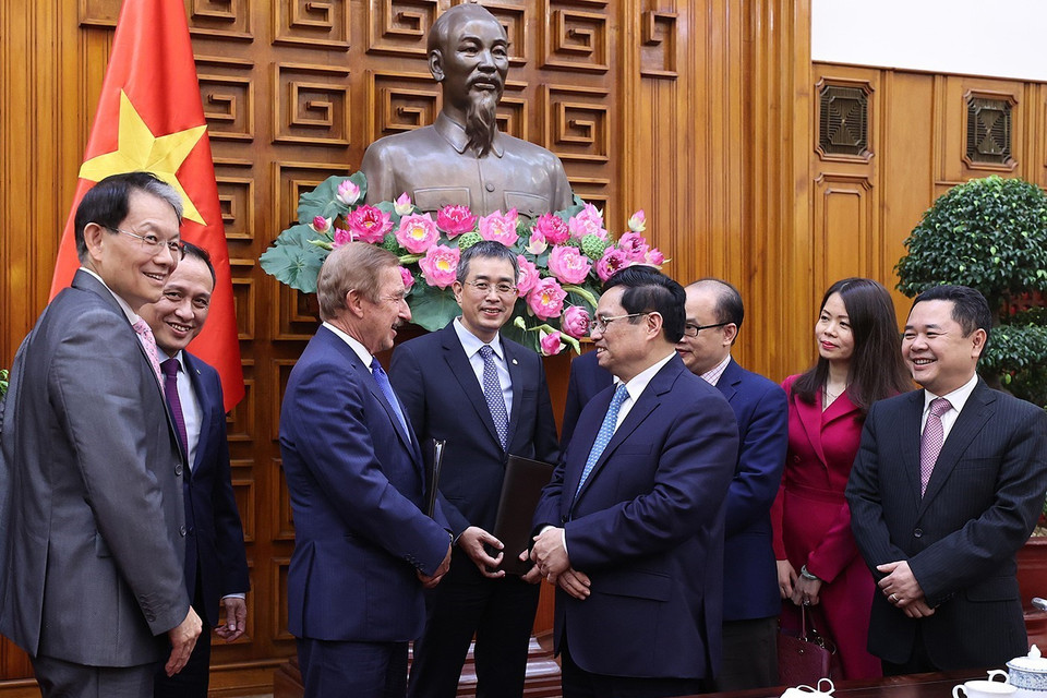  Thủ tướng Phạm Minh Chính tiếp ông Steven Udvar Hazy, Chủ tịch Công ty Air Lease Corporation. (Ảnh: Dương Giang/TTXVN)