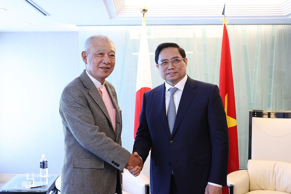 Thủ tướng Phạm Minh Chính tiếp ông Sasakawa, Chủ tịch Quỹ Nippon. (Ảnh: Dương Giang/TTXVN)