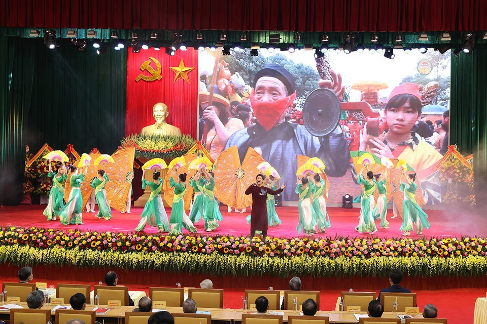 Chương trình nghệ thuật chào mừng Lễ kỷ niệm. (Ảnh: Trí Dũng/TTXVN)