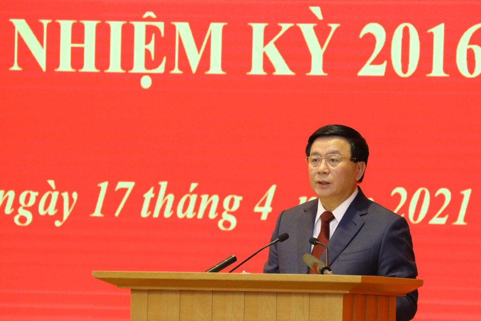 Đồng chí Nguyễn Xuân Thắng, Ủy viên Bộ Chính, Chủ tịch Hội đồng Lý luận Trung ương phát biểu khai mạc. (Ảnh: Văn Điệp/TTXVN)