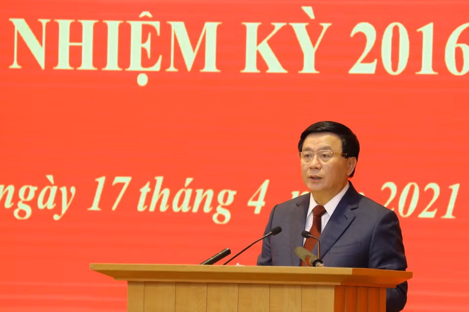 Đồng chí Nguyễn Xuân Thắng, Ủy viên Bộ Chính, Chủ tịch Hội đồng Lý luận Trung ương phát biểu khai mạc. (Ảnh: Văn Điệp/TTXVN)