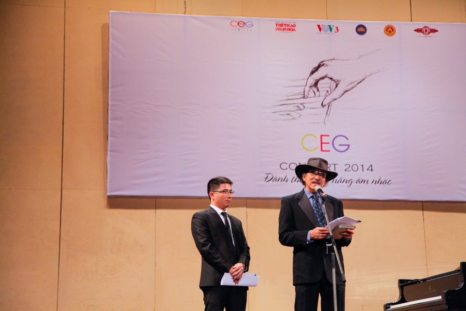 Ban tổ chức chương trình, nhạc sĩ Nguyễn Cường chia sẻ rằng, ông mong muốn sân chơi này được vang lên nhiều hơn nữa không chỉ Hà Nội mà ở nhiều tỉnh thành trên cả nước, để khán giả được thưởng thức chương trình như này. (Ảnh Minh Sơn/Vietnam+)