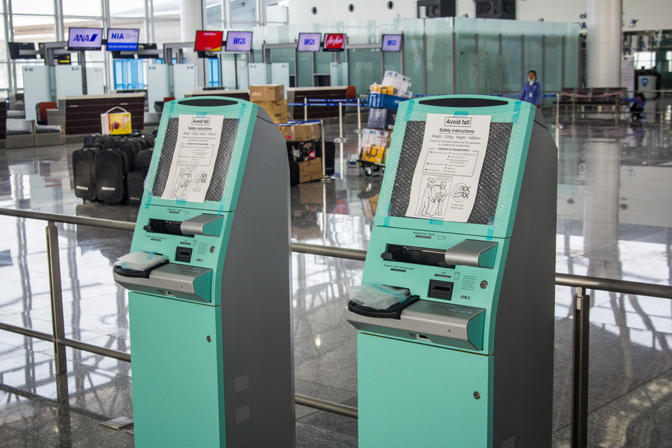 Ngoài ra còn có khoảng 10 quầy check-in tự động. (Ảnh: Minh Sơn–Hoàng Long/Vietnam+)