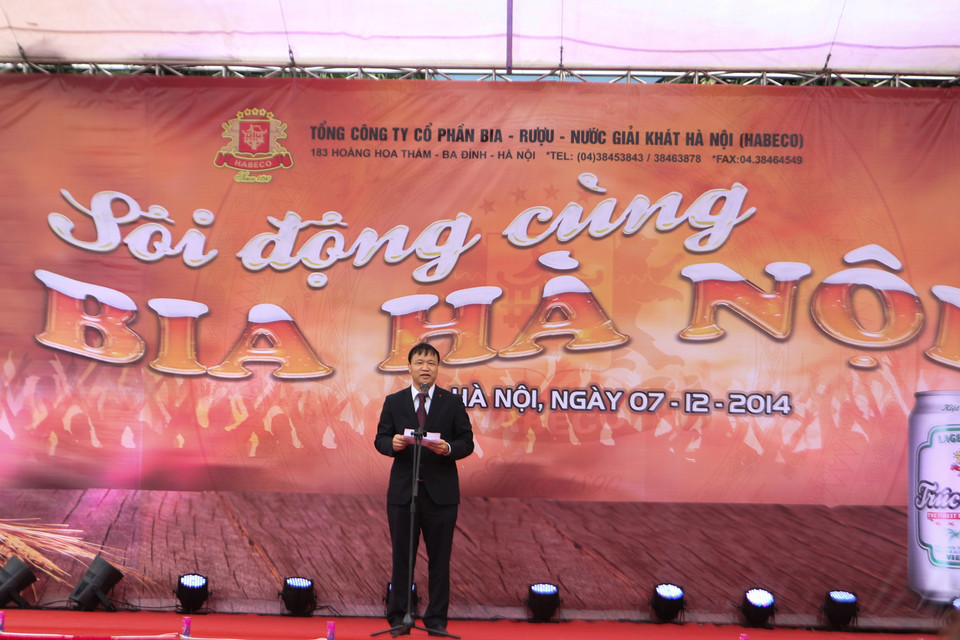 Thứ trưởng Bộ Công thương Đỗ Thắng Hải phát biểu tại Ngày hội Bia Hà Nội 2014. (Ảnh Minh Sơn/Vietnam+)