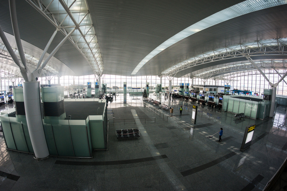 Nhà ga mới T2 được xây theo hình tuyến tính, gồm 4 tầng với tổng diện tích gần 140.000m2. (Ảnh: Minh Sơn–Hoàng Long/Vietnam+)