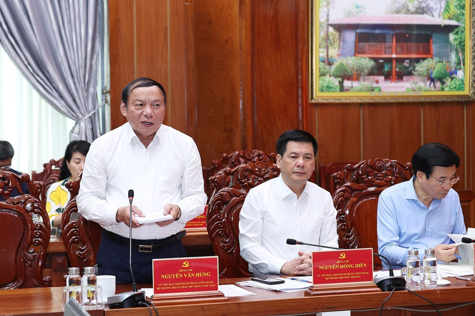 Bộ trưởng Bộ Văn hóa, Thể thao và Du lịch Nguyễn Văn Hùng phát biểu. (Ảnh: Dương Giang/TTXVN)