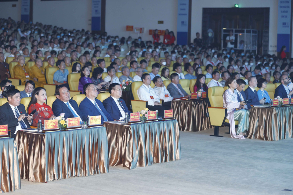 Chủ tịch Quốc hội Vương Đình Huệ và đại biểu dự Lễ kỷ niệm. (Ảnh: Doãn Tấn/TTXVN)