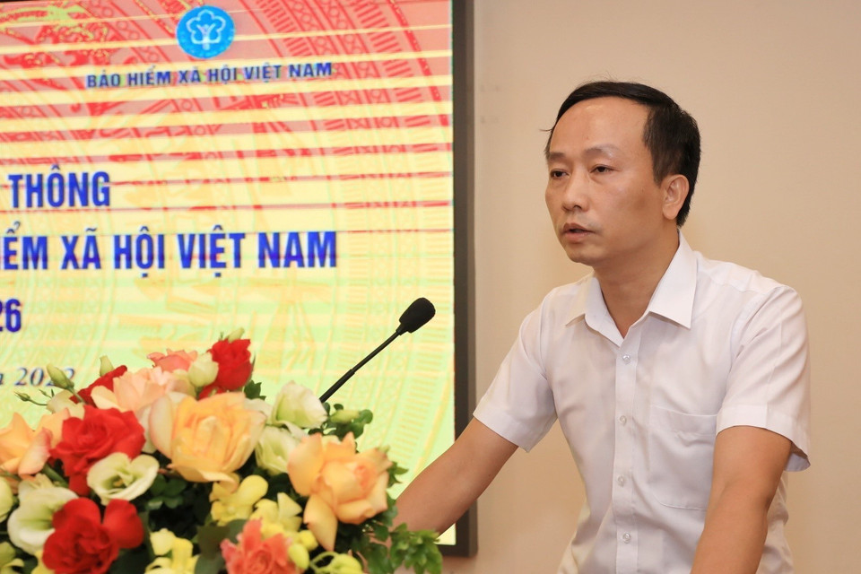 Phó Giám đốc Trung tâm truyền thông Bảo hiểm xã hội Việt Nam Nguyễn Hòa Bình phát biểu. (Ảnh: Tuấn Anh/TTXVN)