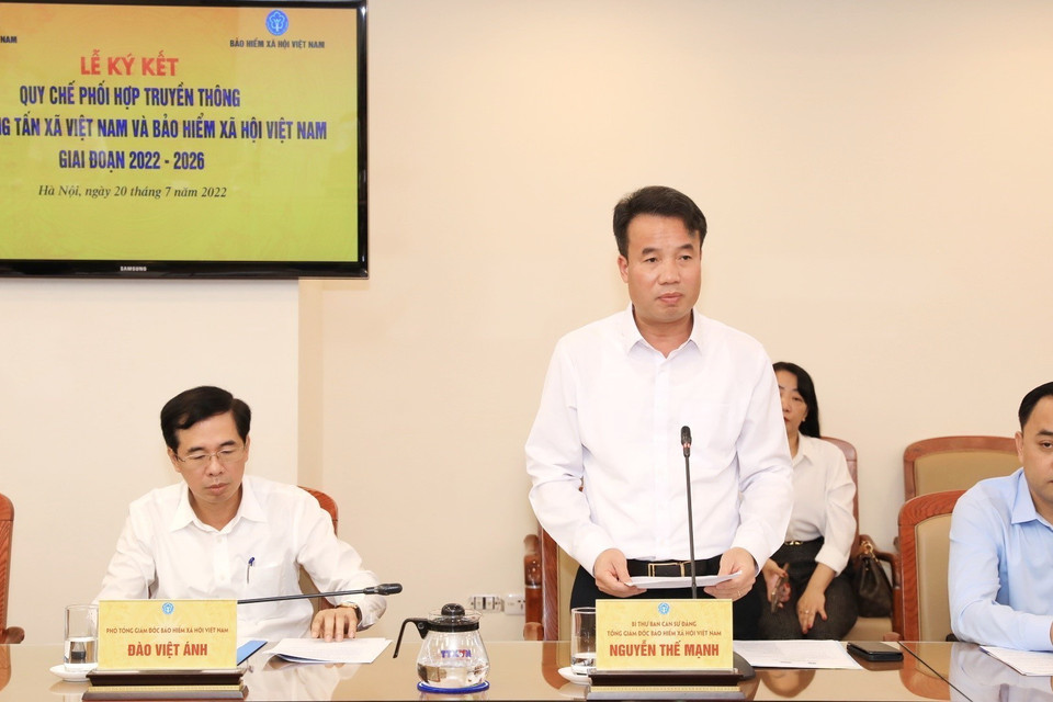 Tổng Giám đốc Bảo hiểm xã hội Việt Nam Nguyễn Thế Mạnh phát biểu. (Ảnh: Tuấn Anh/TTXVN)