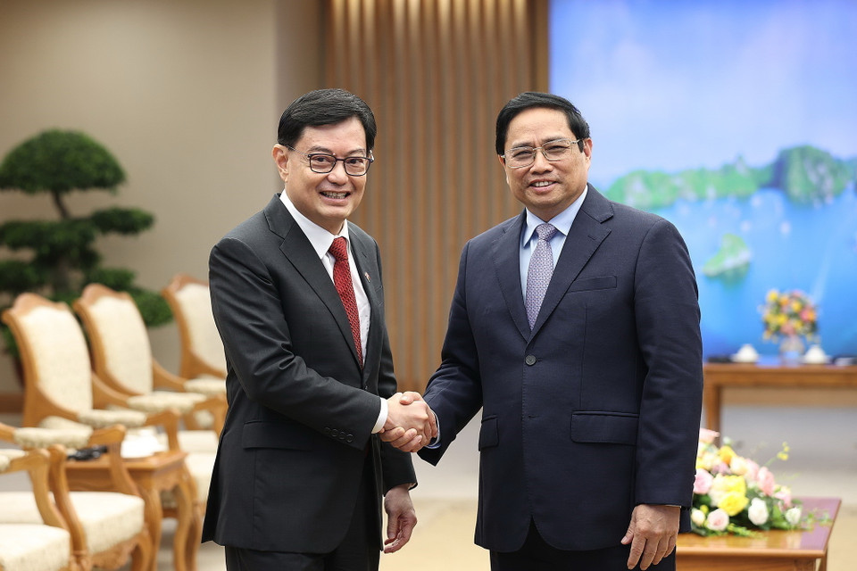 Thủ tướng Phạm Minh Chính tiếp Phó Thủ tướng, Bộ trưởng Điều phối Chính sách Kinh tế Singapore Heng Swee Keat đang thăm và làm việc tại Việt Nam. (Ảnh: Dương Giang/TTXVN)