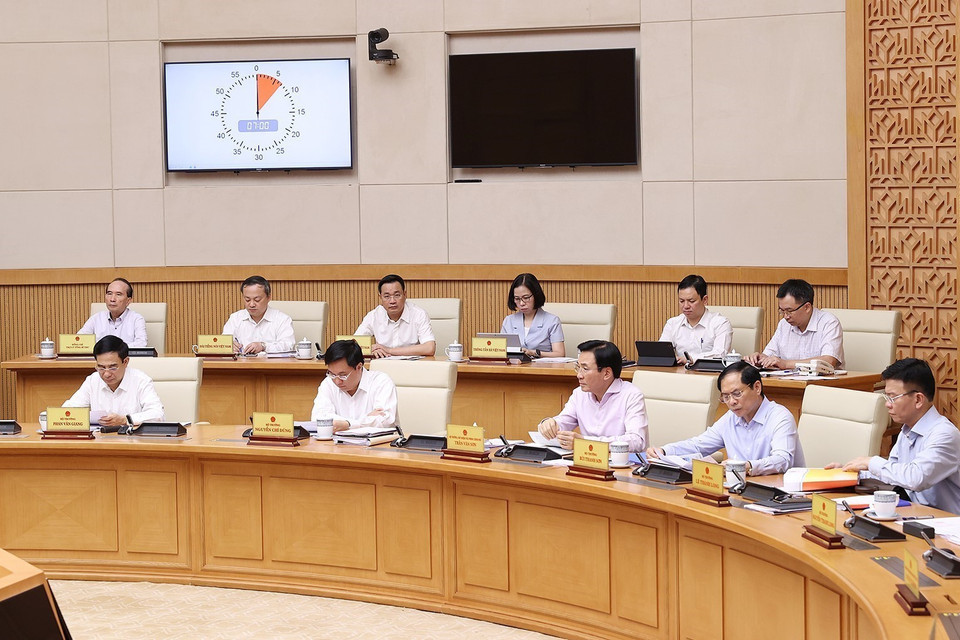 Đại diện các bộ, ngành, cơ quan thuộc Chính phủ tham dự phiên họp. (Ảnh: Dương Giang/TTXVN)