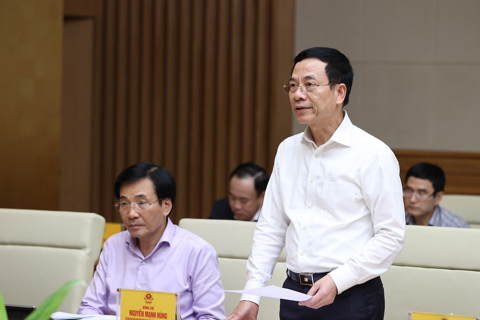 Bộ trưởng Bộ Thông tin và Truyền thông Nguyễn Mạnh Hùng phát biểu. (Ảnh: Dương Giang/TTXVN)