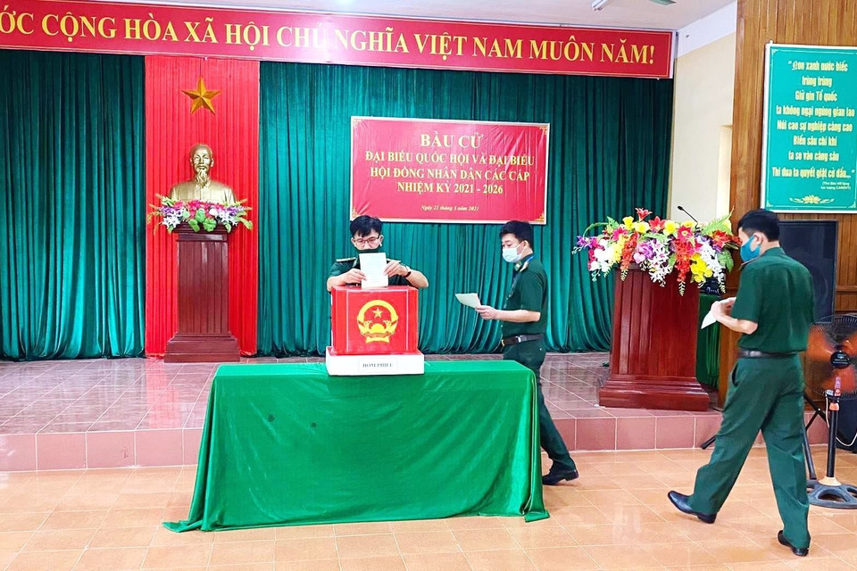 Bầu cử sớm ở khu vực biên giới, miền núi tỉnh Quảng Bình.(Ảnh: Võ Dung/TTXVN)