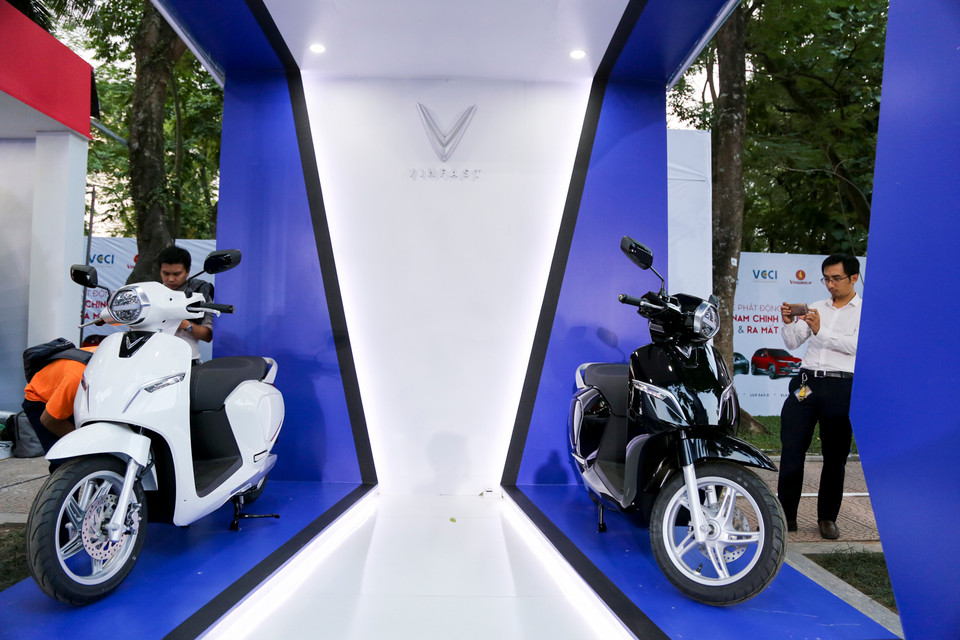 Kiểu dáng chất lượng của mẫu Klara thu hút sự quan tâm đặc biệt (Ảnh: Minh Sơn/Vietnam+)