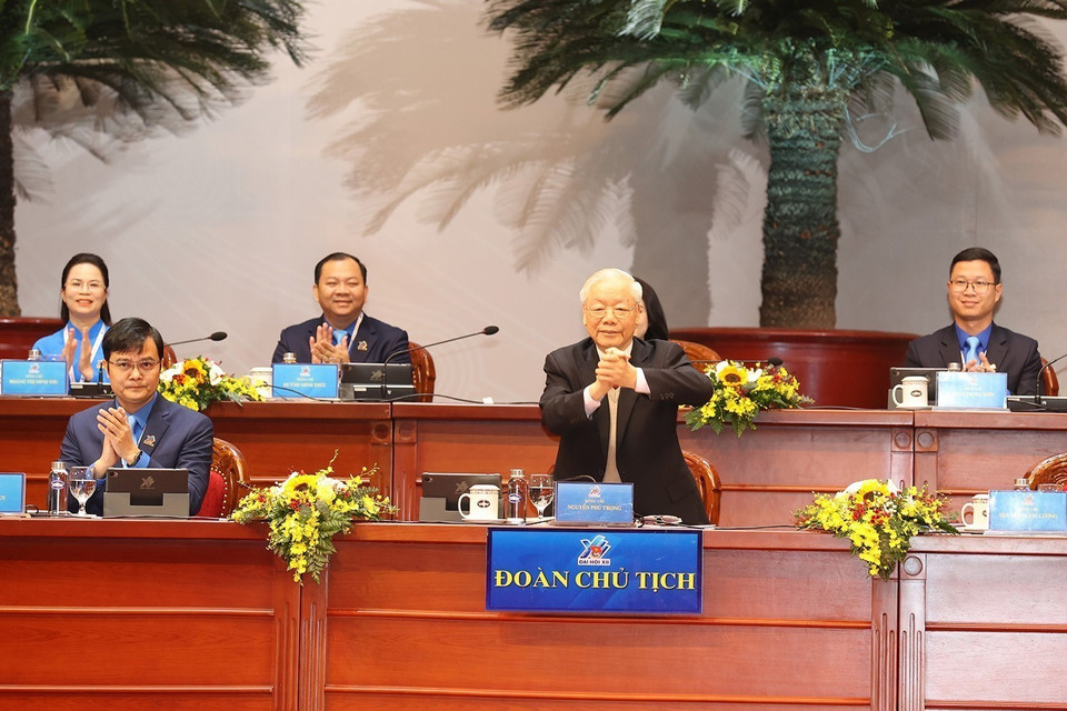 Tổng Bí thư Nguyễn Phú Trọng tham gia Đoàn Chủ tịch đại hội. (Ảnh: Trí Dũng/TTXVN)