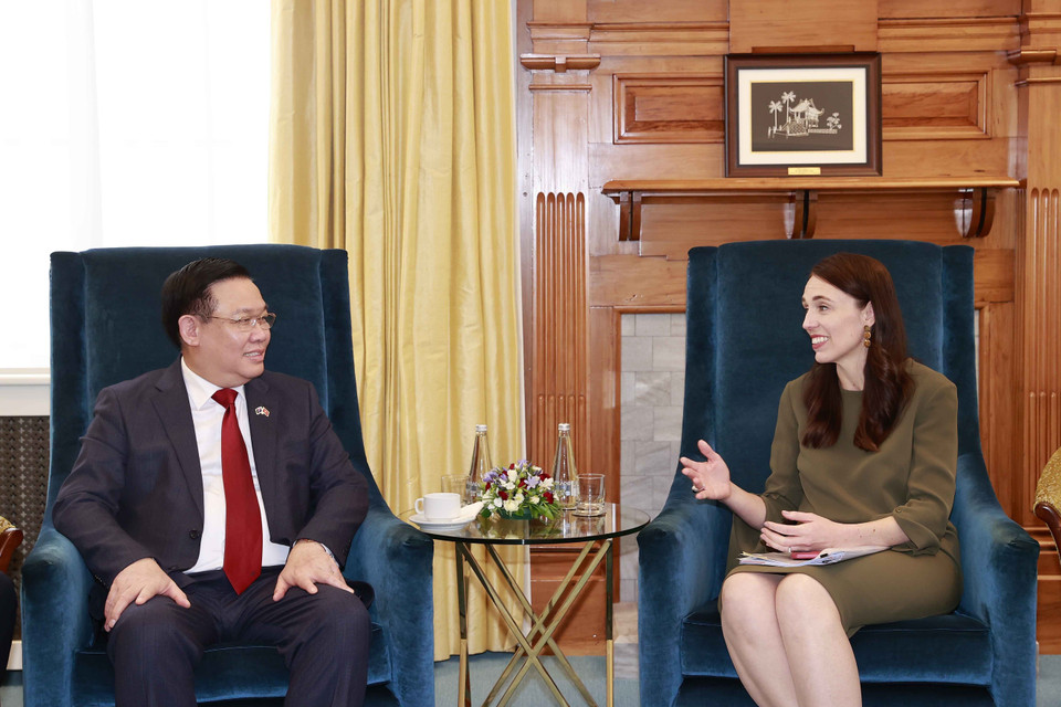 Chủ tịch Quốc hội Vương Đình Huệ hội kiến Thủ tướng New Zealand Jacinda Ardern. (Ảnh: Doãn Tấn/TTXVN)