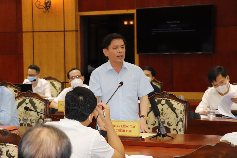 Bộ trưởng Bộ Giao thông Vận tải Nguyễn Văn Thể phát biểu tại buổi làm việc. (Ảnh: Lê Đức Hoảnh/TTXVN)