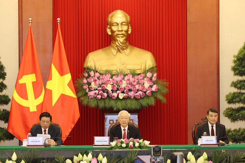  Tối 6/7, tại Trụ sở Trung ương Đảng, Tổng Bí thư Nguyễn Phú Trọng dẫn đầu Đoàn đại biểu cấp cao Đảng Cộng sản Việt Nam tham dự Hội nghị thượng đỉnh giữa Đảng Cộng sản Trung Quốc với các chính đảng trên thế giới. (Ảnh: Trí Dũng/TTXVN)