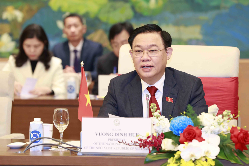 Chủ tịch Quốc hội Vương Đình Huệ phát biểu tại buổi hội đàm. (Ảnh: Doãn Tấn/TTXVN)