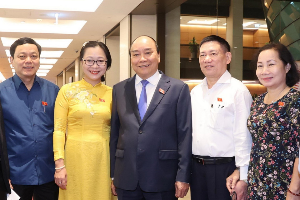 Thủ tướng Nguyễn Xuân Phúc và các đại biểu Quốc hội trước giờ chất vấn. (Ảnh: TTXVN)