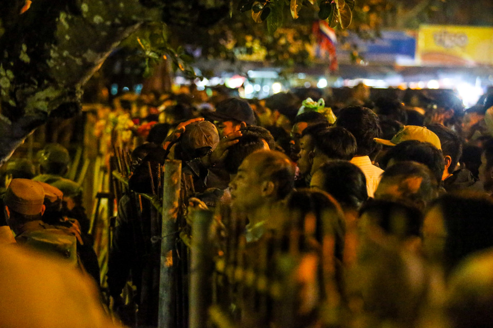 Theo quan sát, mặc dù được tổ chức vào năm lẻ, nhưng lễ hội Khai ấn Đền Trần (Nam Định) 2019 vẫn thu hút được hàng vạn khách thập phương. (Ảnh: PV/Vietnam+)