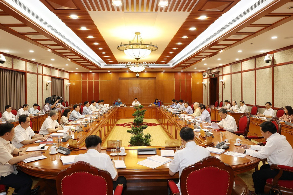 Tổng Bí thư Nguyễn Phú Trọng phát biểu kết luận cuộc họp. (Ảnh: Trí Dũng/TTXVN)