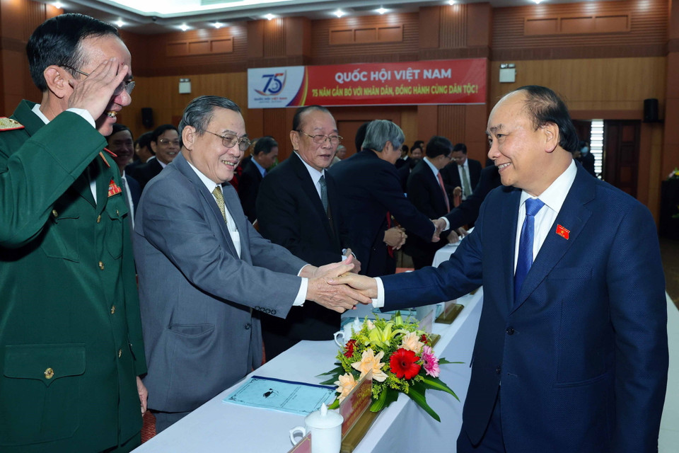 Thủ tướng Nguyễn Xuân Phúc và các đại biểu. (Ảnh: Thống Nhất/TTXVN)