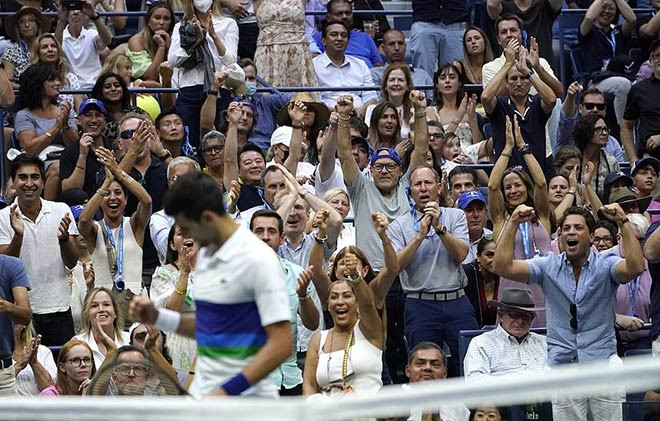 Có thời điểm, Nole tự tin và hy vọng có thể lập ngược tình thế... (Nguồn: AP)