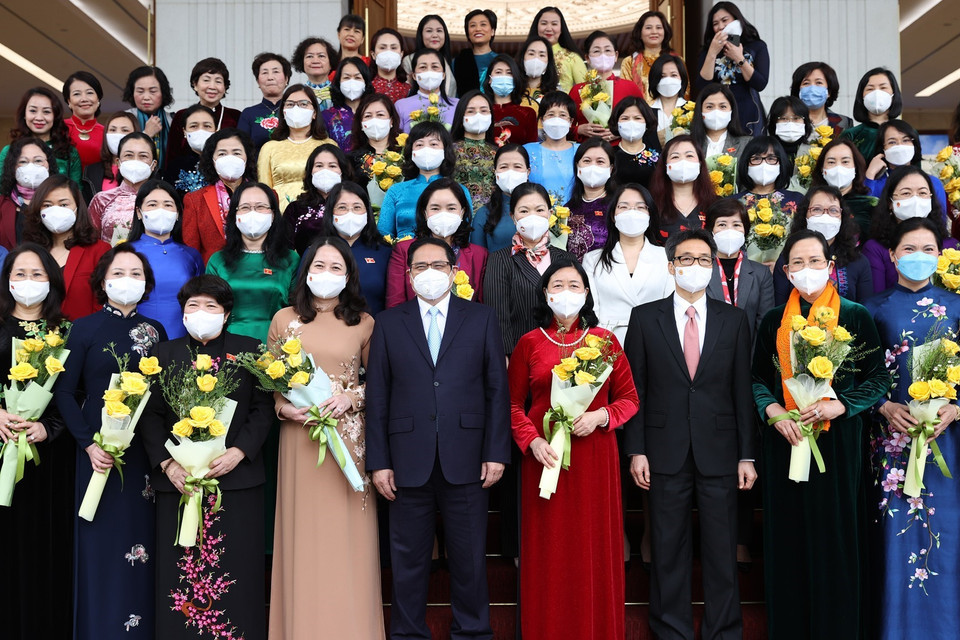 Thủ tướng Phạm Minh Chính tin tưởng truyền thống nhân hậu, đảm đang, trí tuệ và cống hiến luôn tỏa sáng trong mỗi người phụ nữ Việt Nam. (Ảnh: Dương Giang/TTXVN)