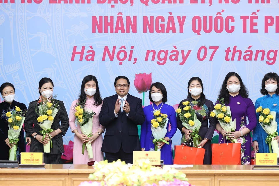 Thủ tướng Phạm Minh Chính khẳng định phụ nữ Việt Nam có đóng góp to lớn vào sự nghiệp đổi mới, hội nhập và phát triển đất nước. (Ảnh: Dương Giang/TTXVN)