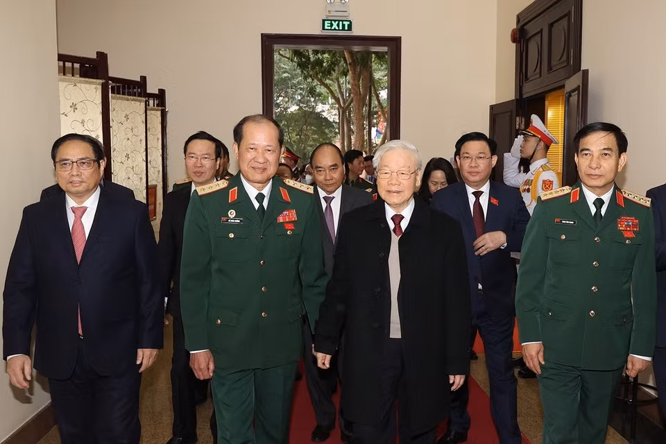 Tổng Bí thư Nguyễn Phú Trọng cùng các đồng chí lãnh đạo Đảng, Nhà nước với đại biểu dự đại hội. (Ảnh: Trí Dũng/TTXVN)