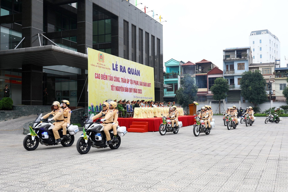 Lực lượng Công an tỉnh Thái Nguyên tại Lễ ra quân. (Ảnh: Thu Hằng/TTXVN)