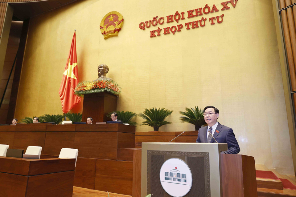 Chủ tịch Quốc hội Vương Đình Huệ phát biểu bế mạc kỳ họp.(Ảnh: Doãn Tấn/TTXVN)